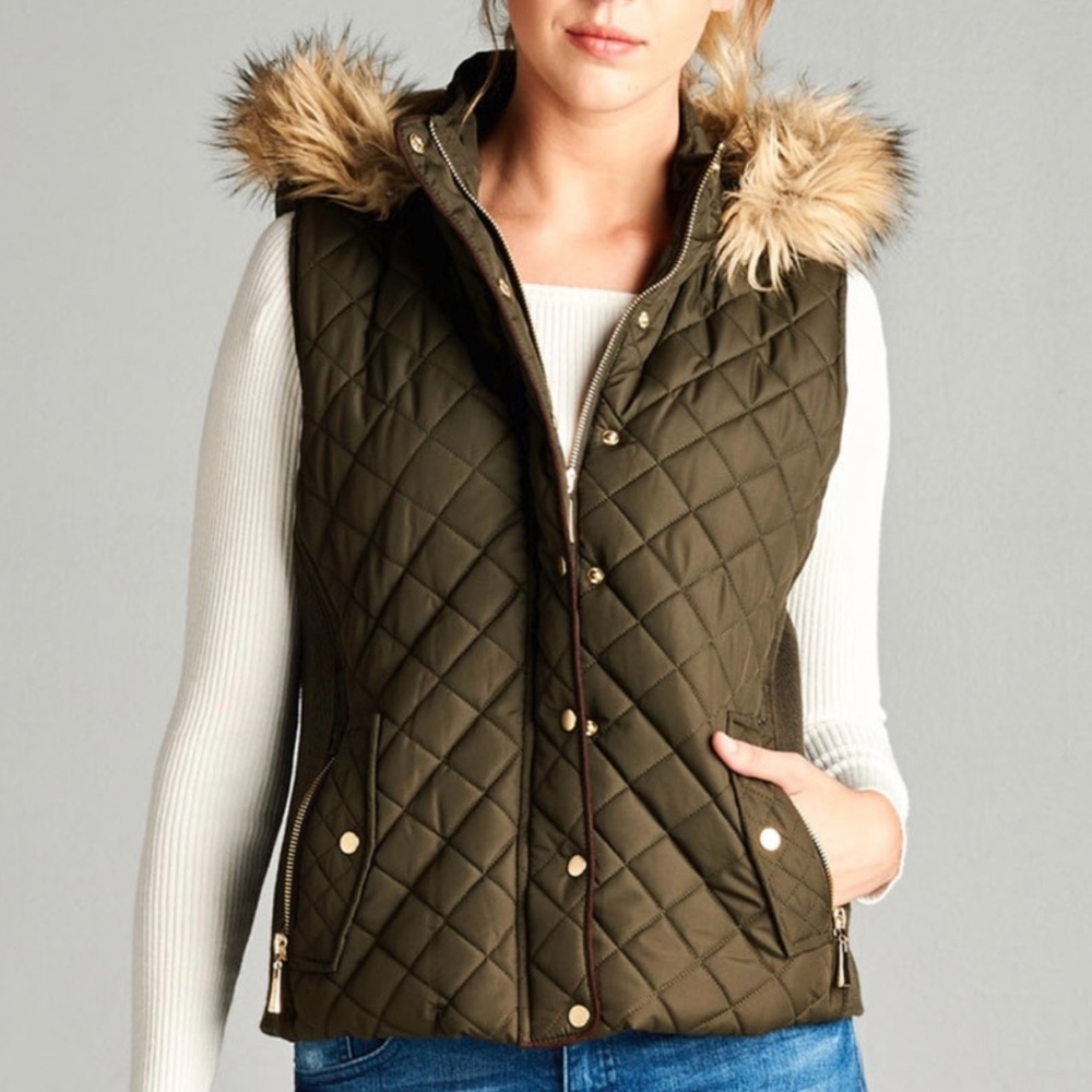 Quilted Vest w/ Faux Fur Trim Hood